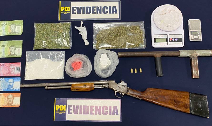 Detenciones e incautación de drogas, armas y vehículo clonado en Valdivia