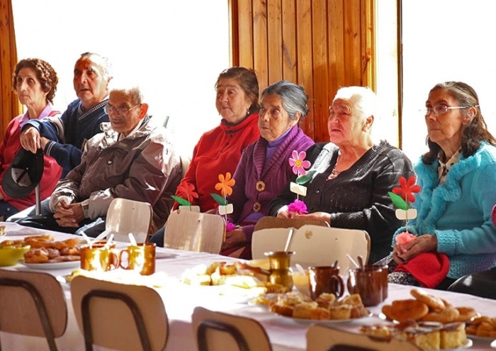 Escuela Rural Nontuelá  festejó a sus adultos mayores 