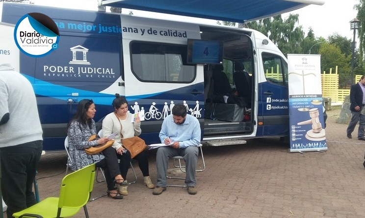 Bus de la Justicia llega a Valdivia y Provincia del Ranco
