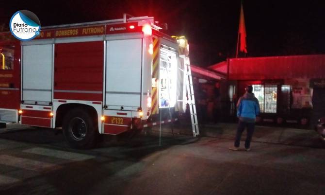 Bomberos controló principio de incendio en calle Padre Leodegario