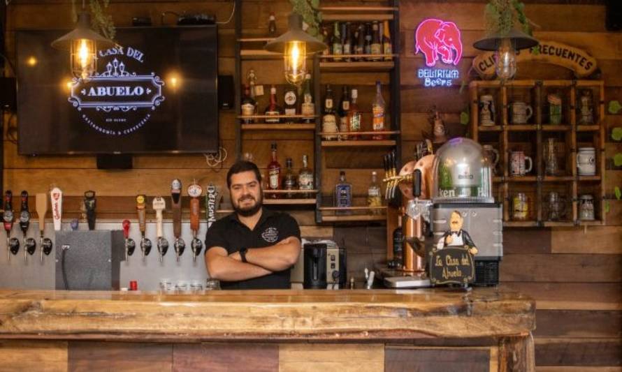 «La Casa del Abuelo»: Un restaurant de Río Bueno que se reinventó y consolidó en pandemia
