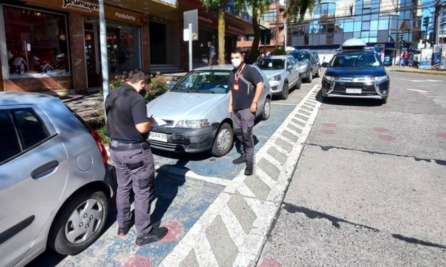 Endurecimiento: entérese a cuánto llegan multas por estacionar en ciclovías