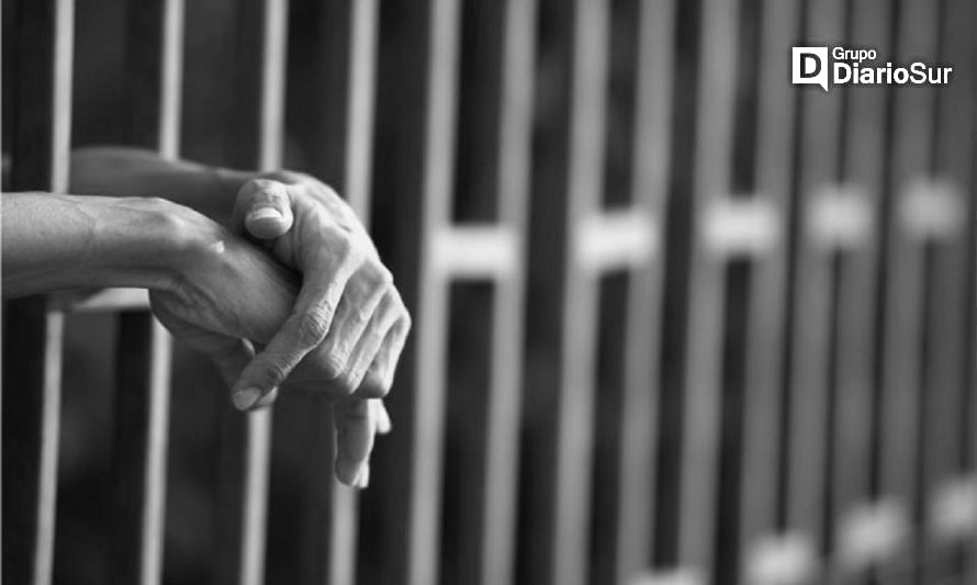Dictan condenas de cárcel para tres hombres por delitos de tráfico de drogas