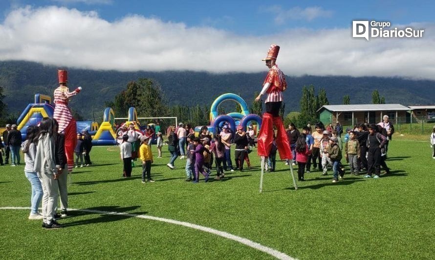 Lago Ranco continúa actividades navideñas con juegos dirigidos a sus escolares