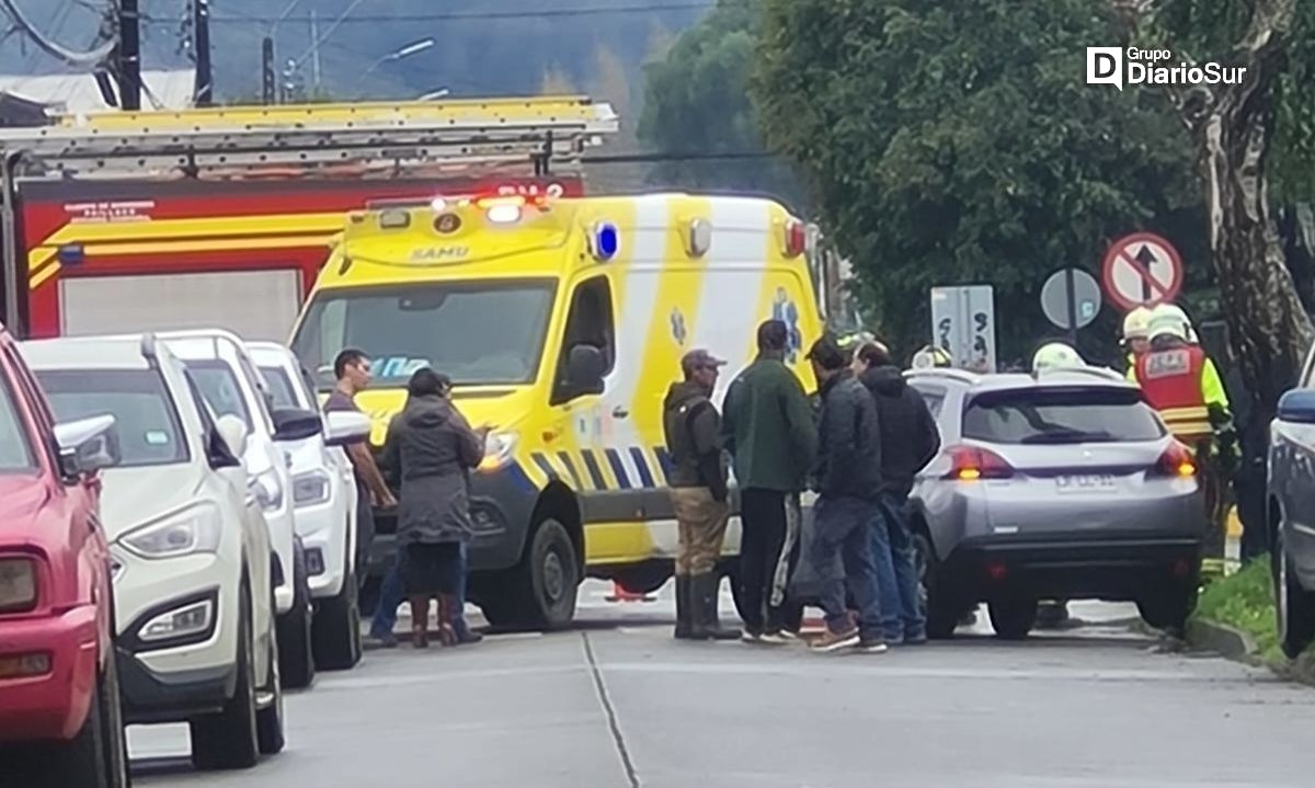 Bomberos reporta colisión vehicular en Paillaco
