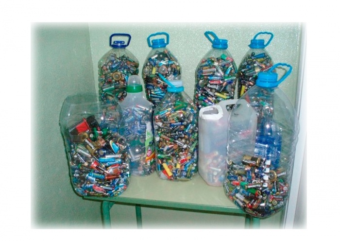 Futrono: llaman a reunir pilas vencidas y guardarlas en botellas plásticas